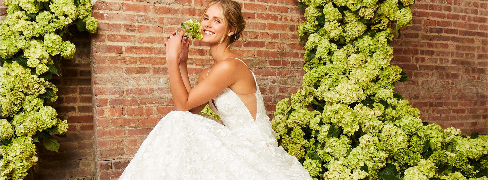 How to choose your wedding dress