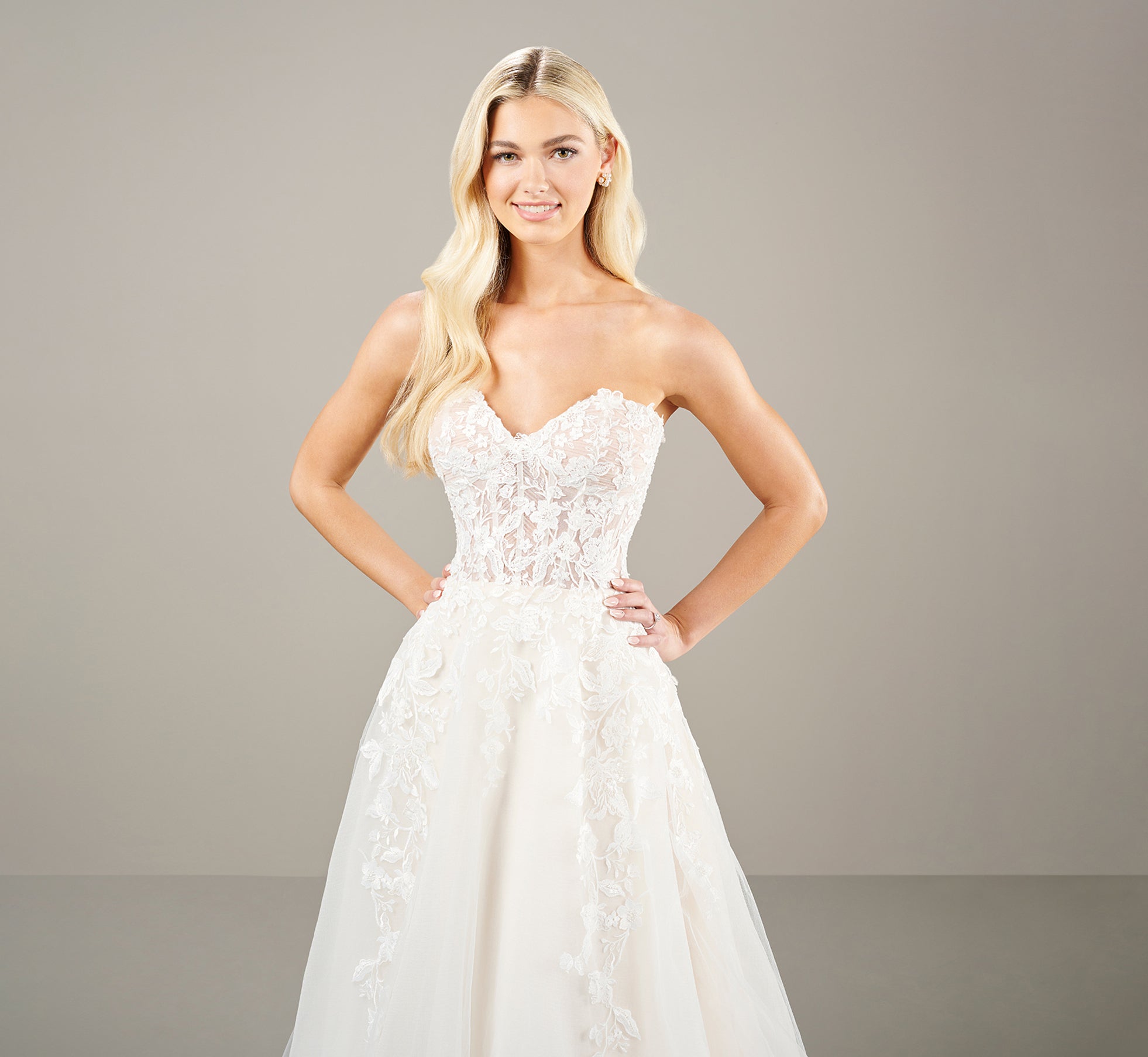 Strapless Lace Applique A Line With Detachable Sleeve Gown In