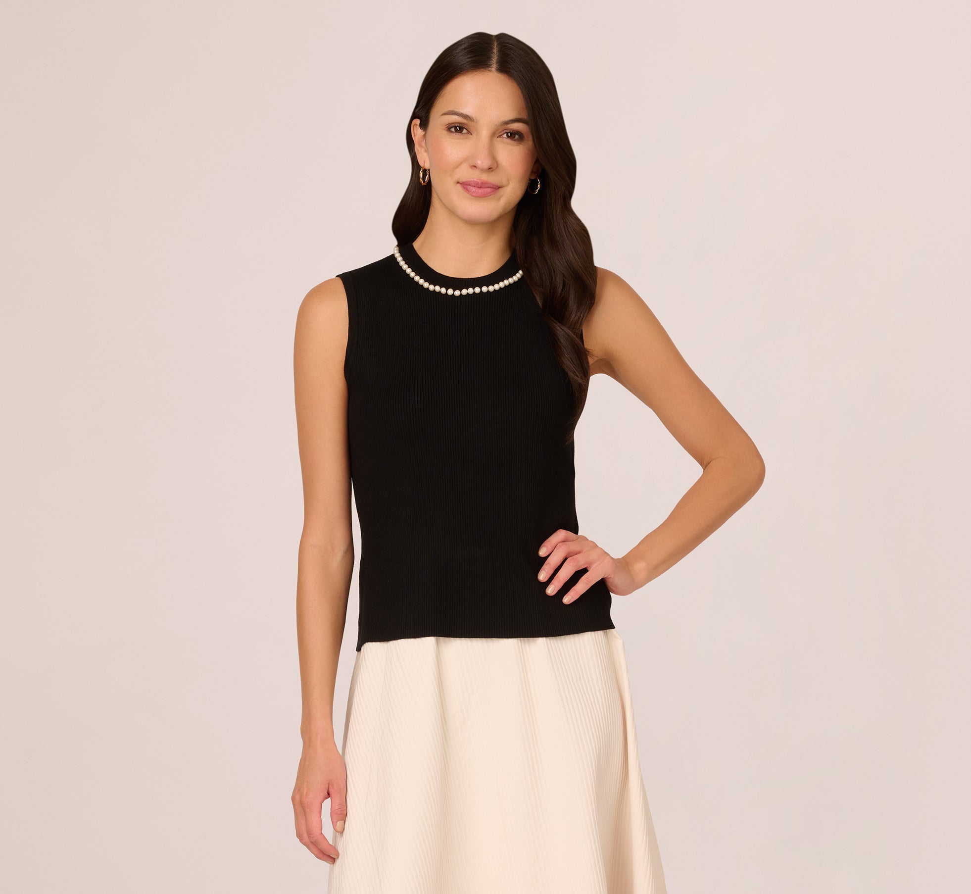 Sleeveless Pearl Neck Sweater In Black 1