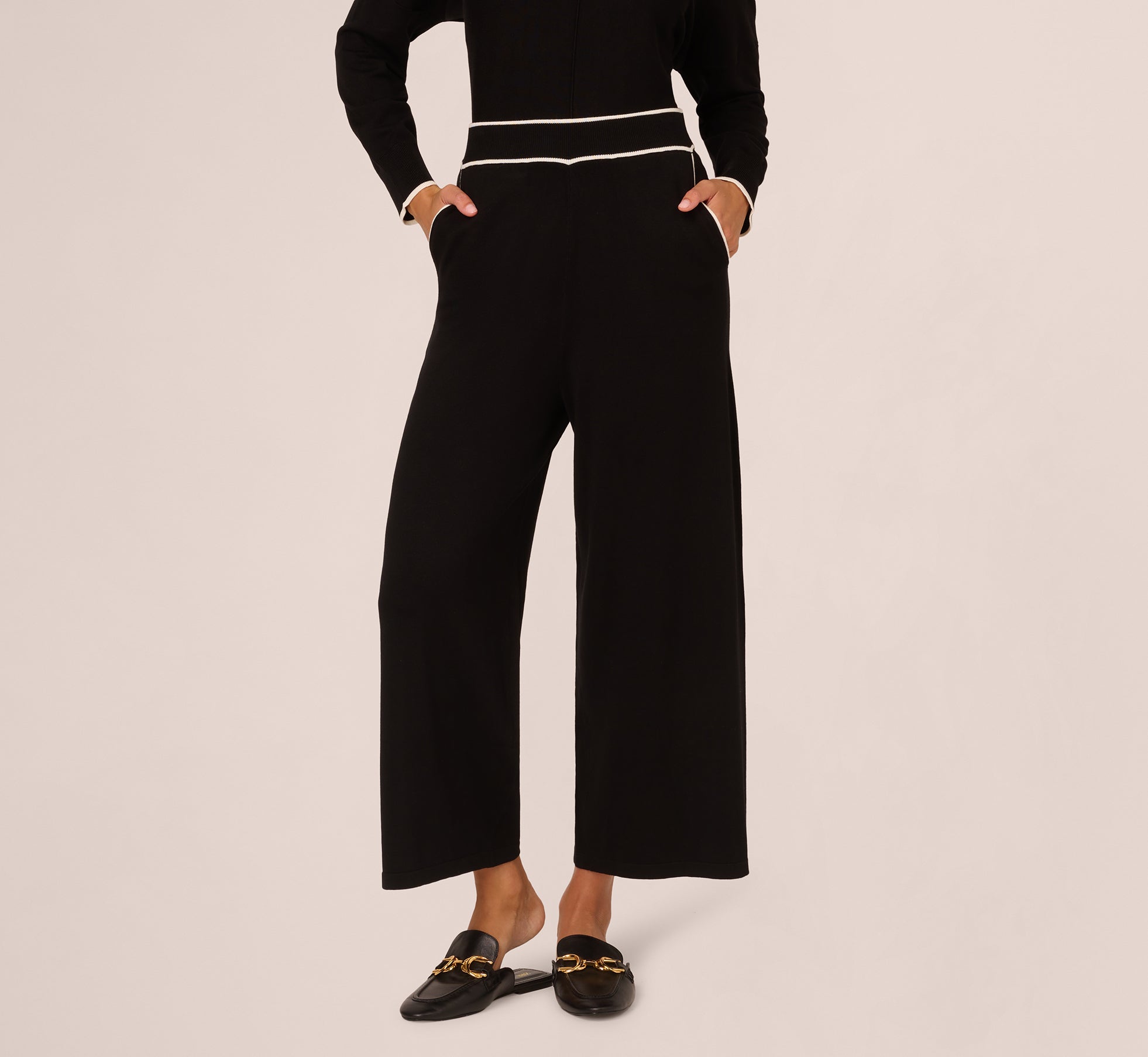 Pull On Sweater Pant With Contrast Tipping In Black Ivory 1