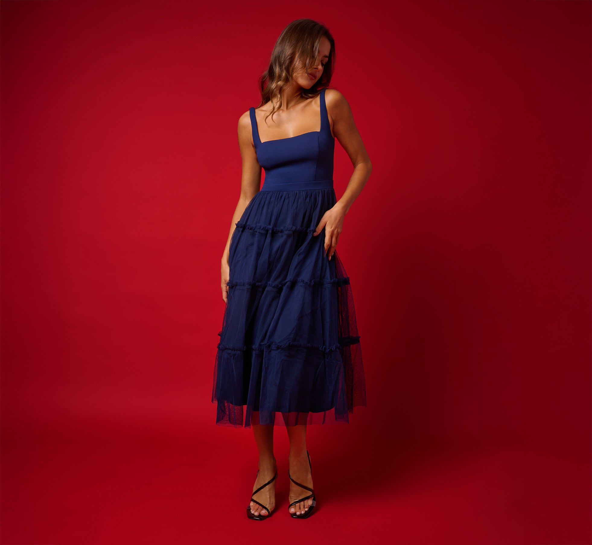 Sleeveless Midi Dress With Square Neck And Tiered Skirt In Navy 1