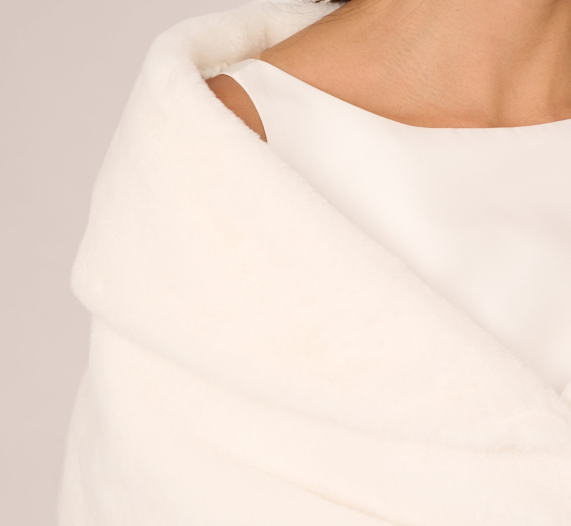 Faux Fur Wrap In Ivory – Adrianna Papell