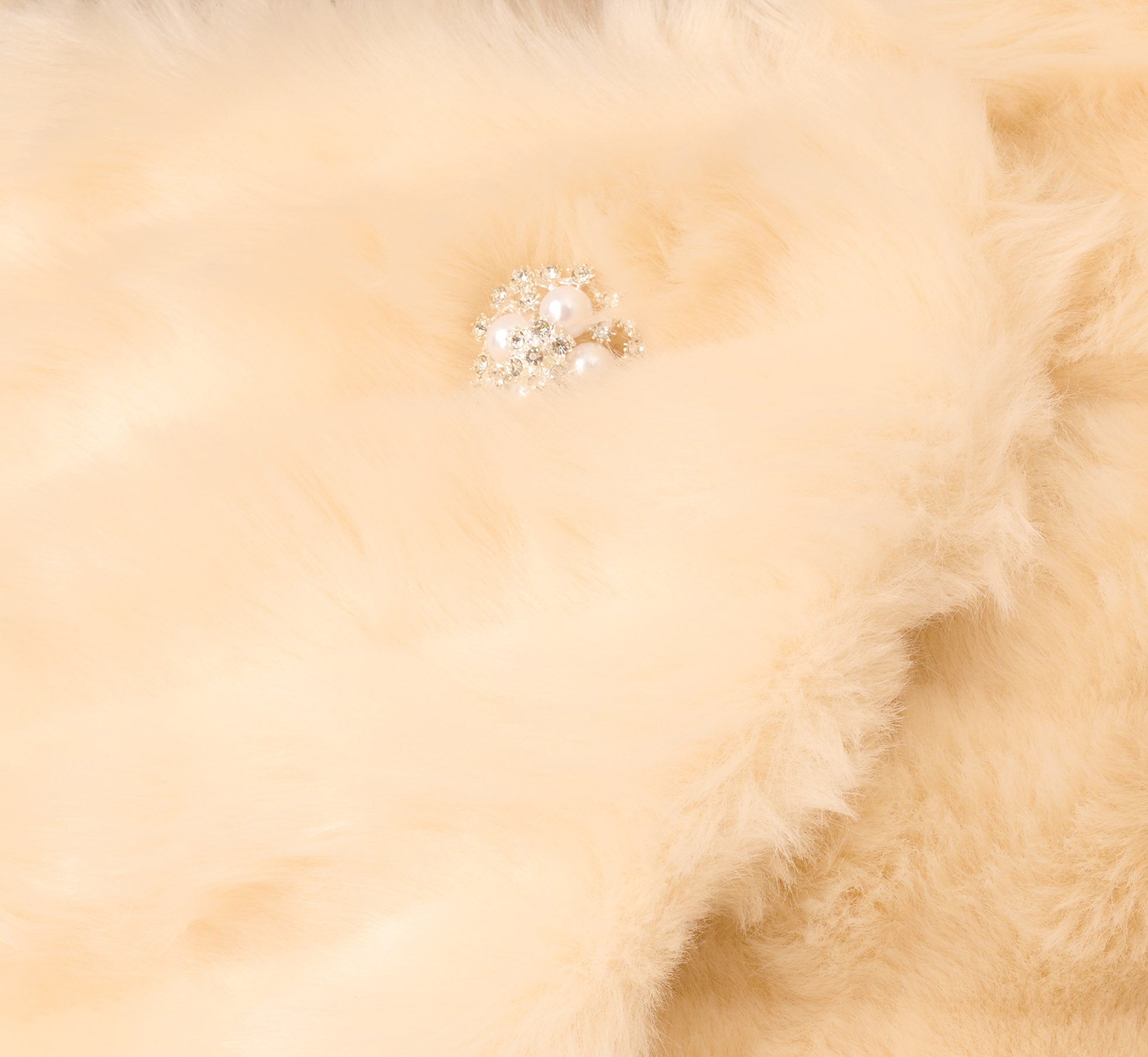 Faux Fur Wrap With Stone Broach In Champagne Adrianna Papell